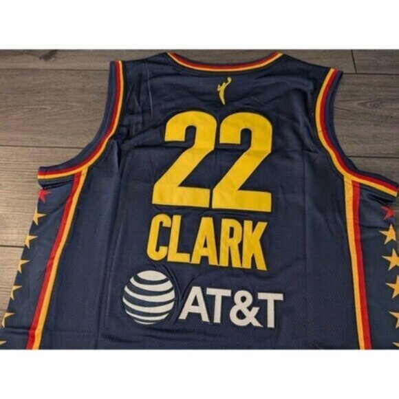 Caitlin Clark #22 Indiana Fever Stitched Jersey - Picture 2 of 5